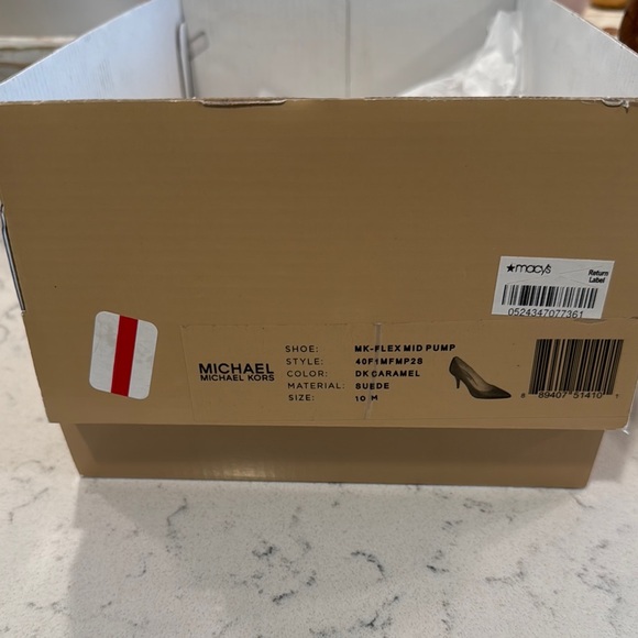 Michael Kors Caramel Mid Pumps - Picture 1 of 5
